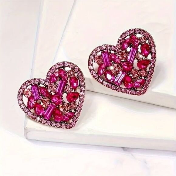 14K Gold Plated Pink Rhinestone Heart Stud Earring NWT - Picture 3 of 6